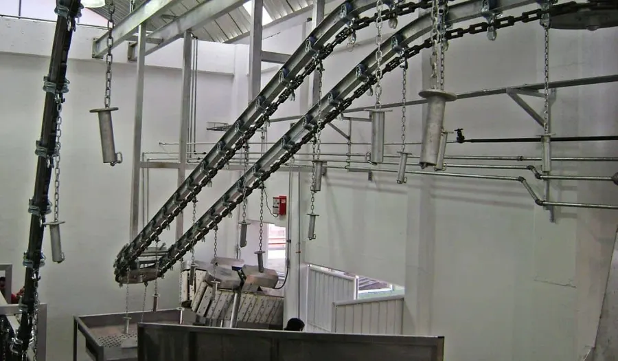 Cadenas de izaje para rastro de cerdo, fabricado por MEKANEX